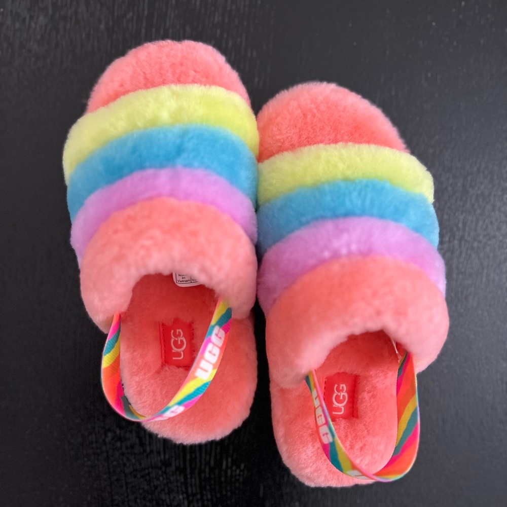 UGG Fluff Slide for kids(size1)-New